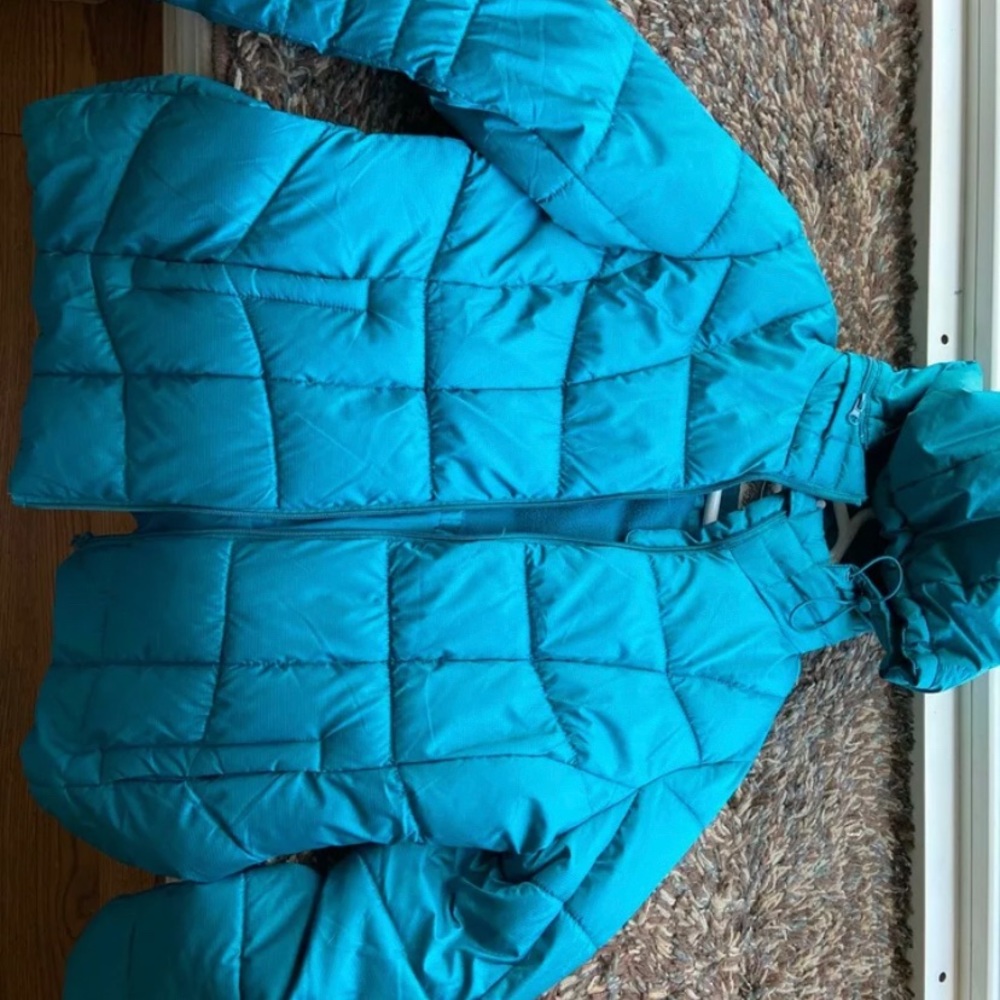 Teal puffer jacket